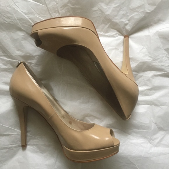 MICHAEL Michael Kors | York Platforms - Picture 6 of 10